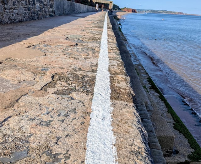 New safety line painted on sea wall after recent tragedies