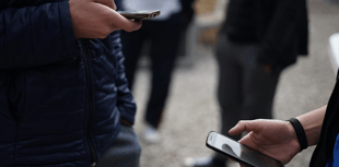 Social media activity highlights stress of living with health issues