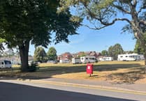 Travellers encamp in Newton Abbot park... again