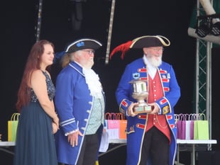 Oyez, oyez, Bob's one of the best