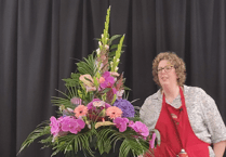 Newton Abbot Flower Club welcomes Studio Flowers' Lisa for demonstration