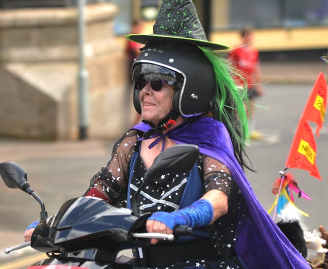 Support Bovey Tracey carnival