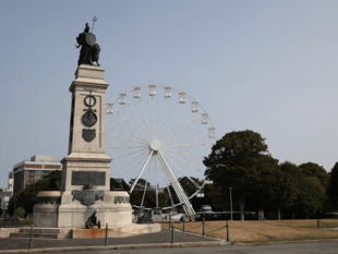 Big wheel gets support as four year attraction on The Hoe