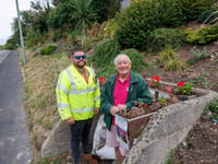 Kingskerswell blooms with £1,000 donation