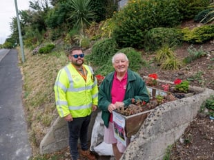 Kingskerswell blooms with £1,000 donation