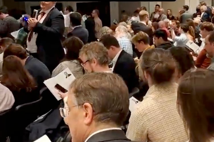 *******DO NOT USE UNTIL CLEARED BY JB /SP******
Lib-Dem sing-song all wrong. Newton Abbot MP Martin Wrigley pictured centre here, singing along with offensive lyrics to the Don MclLean classic American Pie.