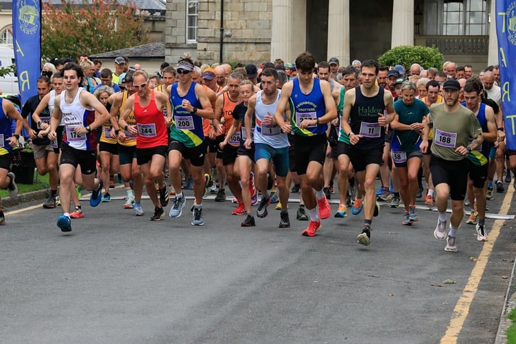 The start of the 10 miler. Picture: Teignbridge Trotters