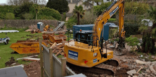 Green light for cottage in historic garden