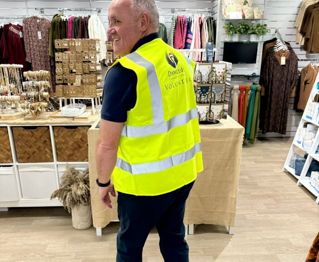 Dawlish traders' festive Christmas preparations