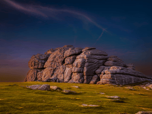 Heatwave sparks wildfire warning across Dartmoor