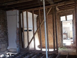 Man told to pay £38,000 after stripping out historic listed building
