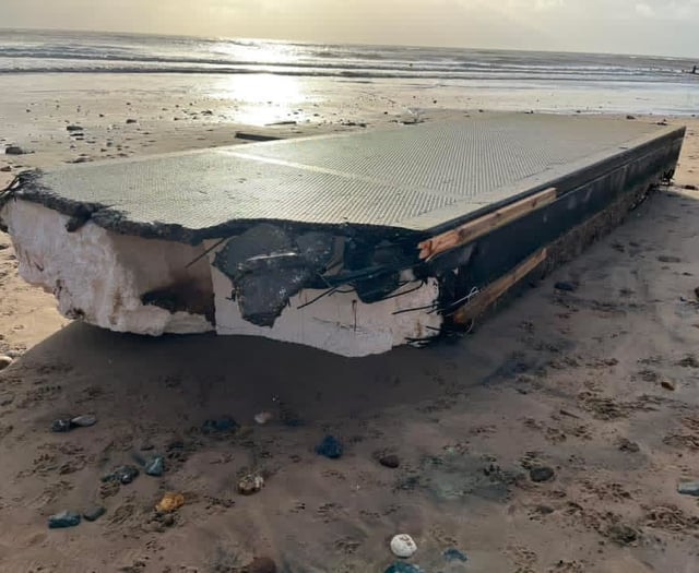 Efforts to remove stray pontoon from Dawlish Warren beach