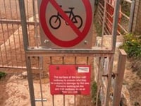New signs at Dawlish sea wall aim to stop cyclists