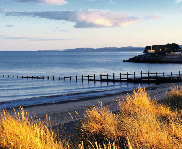 Man's body pulled from sea at Dawlish Warren 