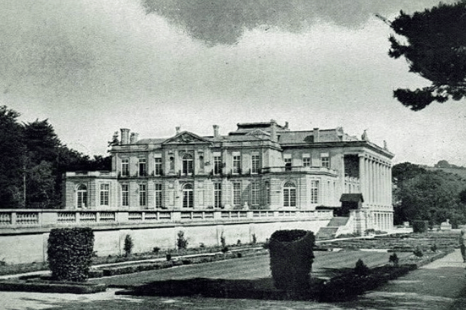 Archive picture of Oldway Mansion