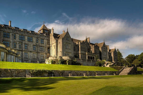 Hotel strikes gold at national tourism awards 