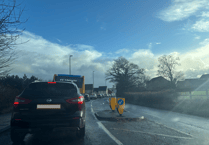 Traffic chaos as Ashburton Road lights cause delays