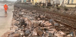 Dawlish sea wall closure: Walkers urged to be kind to staff