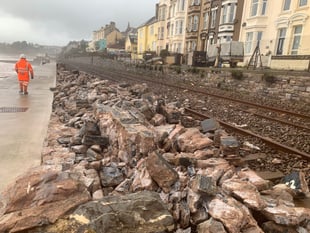 Dawlish sea wall closure: Walkers urged to be kind to staff