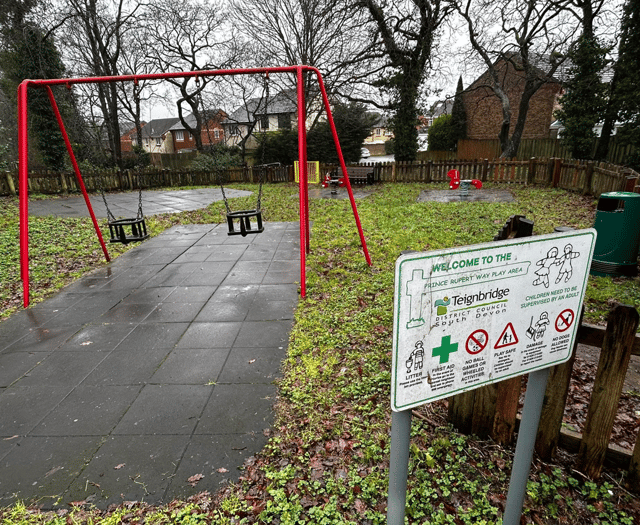 Talks 'ongoing' as council pursues Heathfield play park takeover 