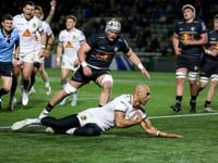 Chiefs take the bull by the horns in ruthless rout