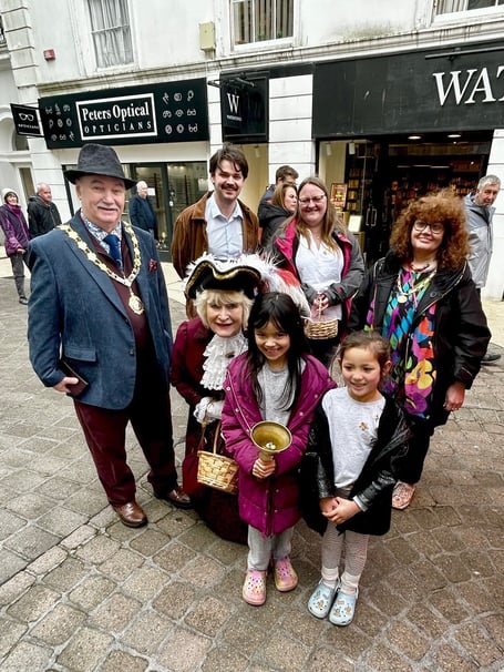 Kingsteignton Town Crier Jackie Edwards, Robert and Freya, Mayor of Newton Abbot Cllr Colin Parker and wife Jean. Photo Newton Abbot Town Council 