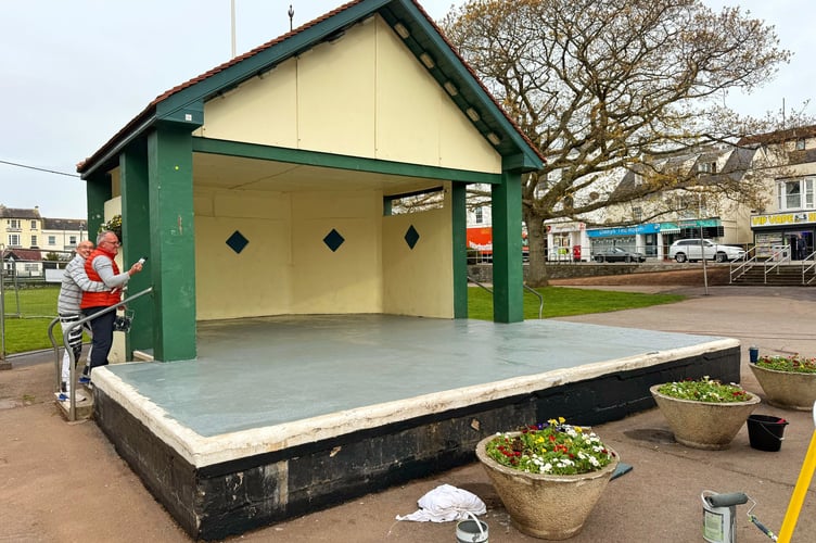 Sprucing up the Dawlish bandstand. Photo Dawlish Chamber of Trade and Commerce