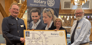 Rotary club donates £1,000 to local food bank 