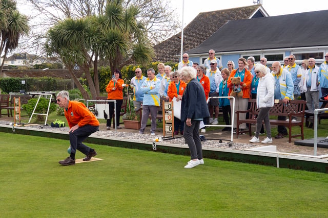 Sunshine blesses Marina Bowls Club’s green opening