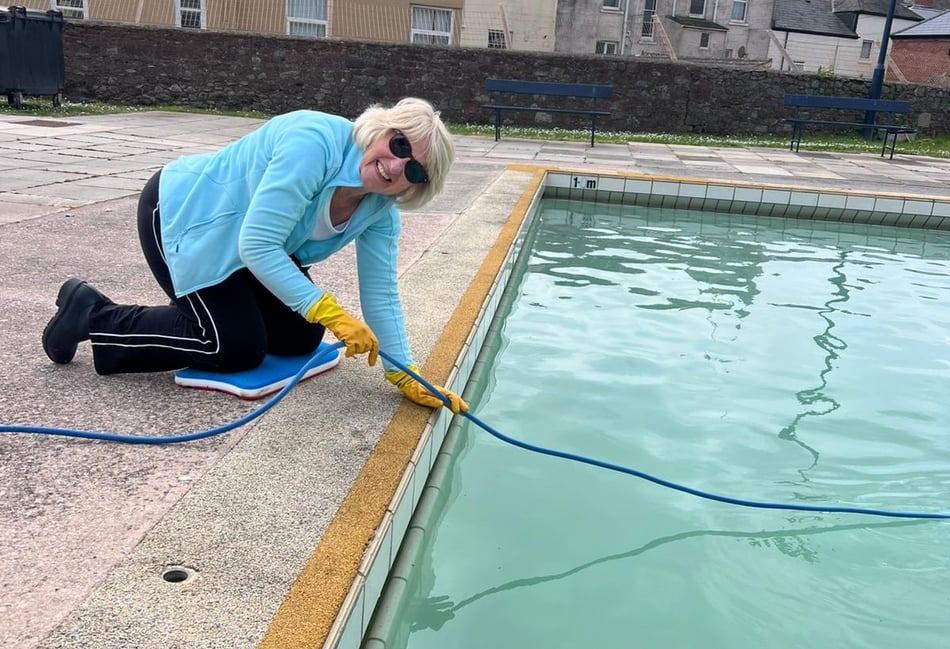 Lido prepares for summer amid takeover