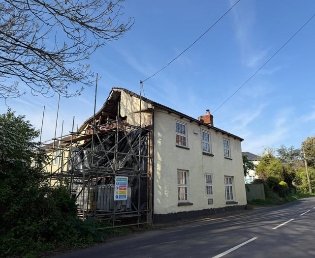 Money raised to help rebuild 200-year-old cottage 