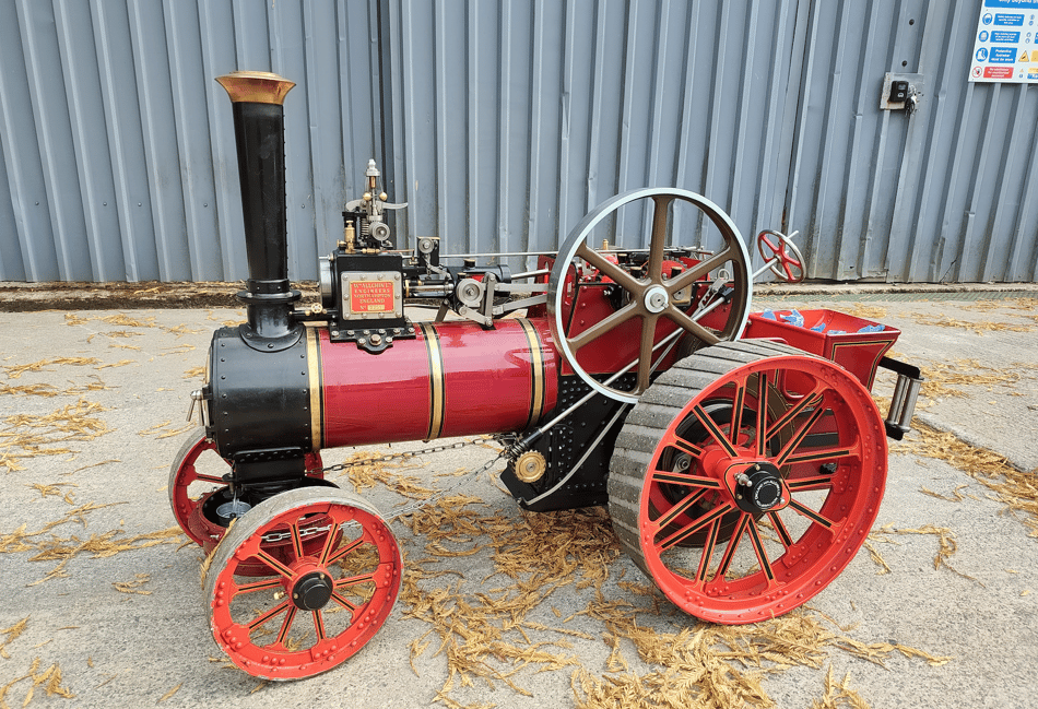 Inaugural miniature engineering show at racecourse 
