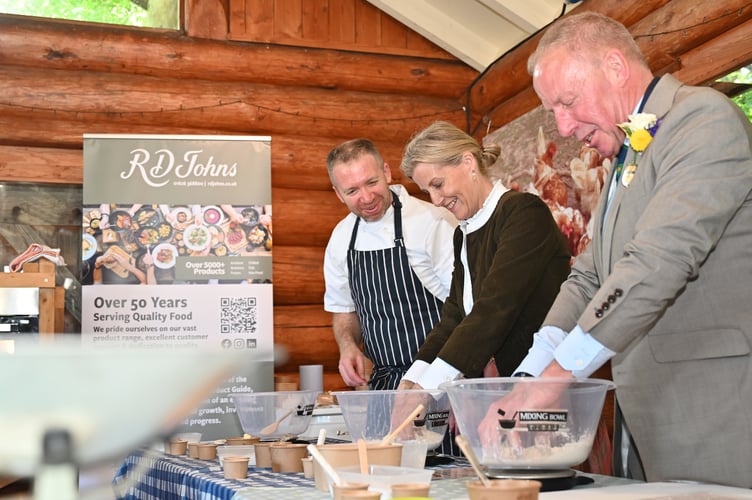Under instruction from Stefan Harris of Kingsteignton-based RD Johns, the Duchess of Edinburgh and show president John Lee proved to be more than able when it came to scone making