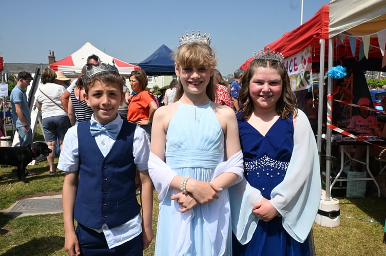 Shaldon Carnival queen and attendants 2026