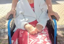 Wheelchair walk fundraiser for Shaldon Zoo Food project
