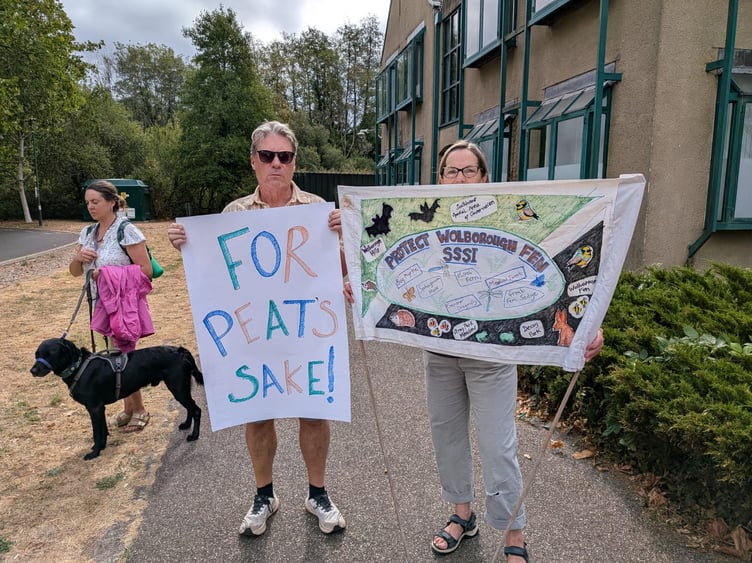 Protestors at Teignbridge Council at the Wolborough Fen planning inquiry,. Photo Guuy Henderson